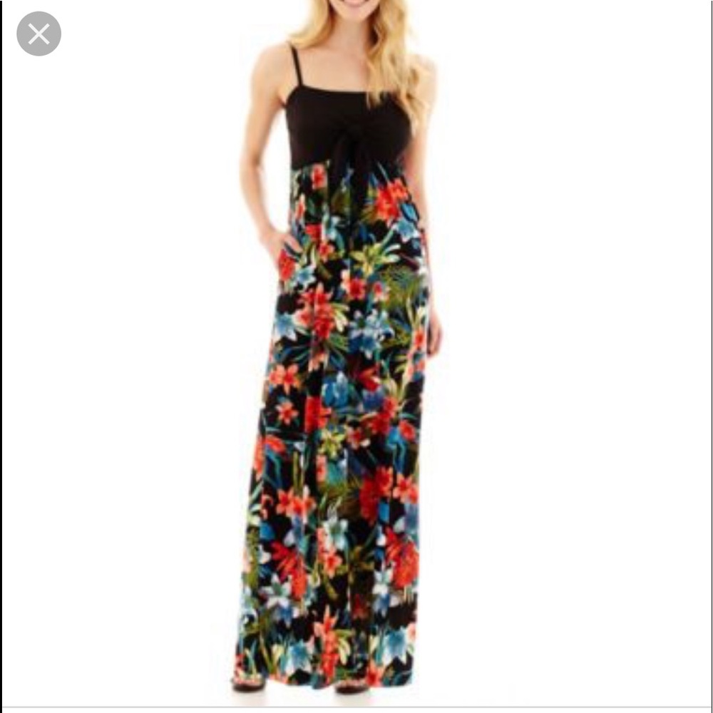 Jeans By Buffalo Maxi Floral Dress